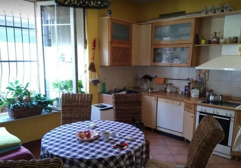 Izdavanje, kuća, 390m², Savski Venac, Beograd