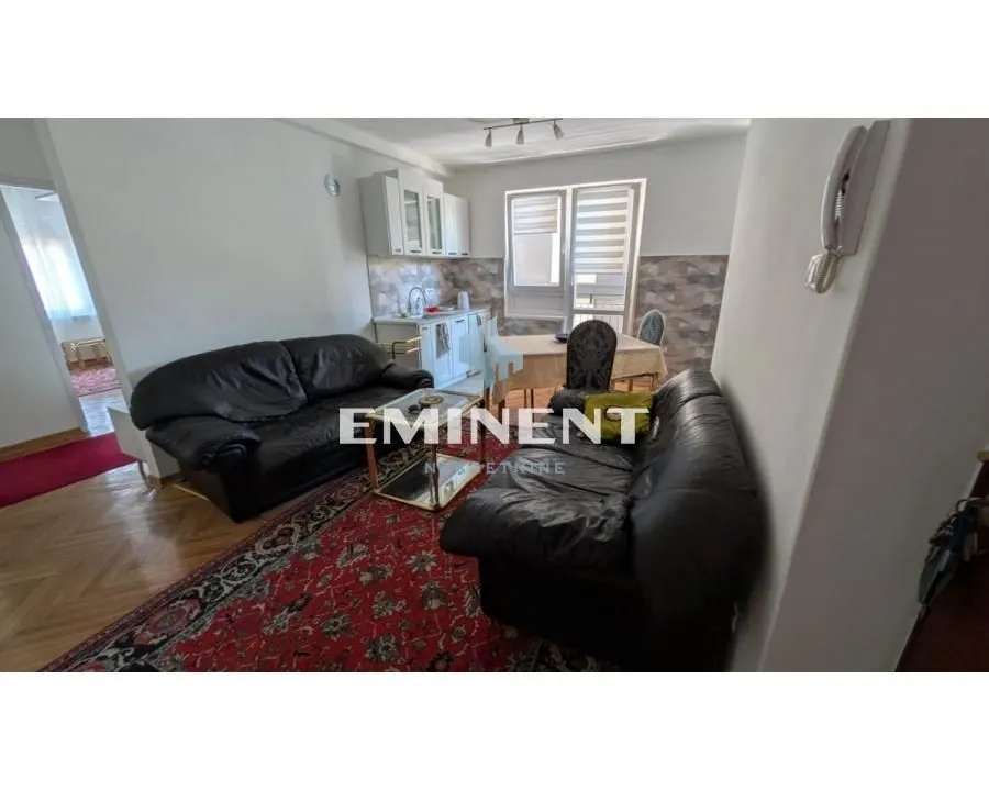 Izdavanje, trosoban stan, 65m², Vračar Hram, Vračar Sve Podlokacije