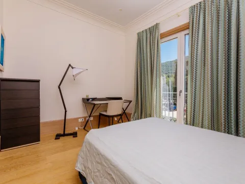 Sale, four bedroom apartment, 240m², Tivat, Crna Gora - image 16