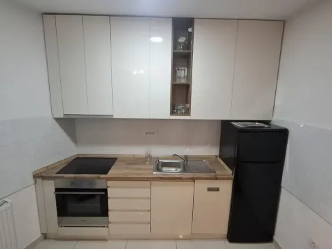 Rent, one bedroom apartment, 43m², Podbara, Novi Sad Sve Podlokacije - image 6