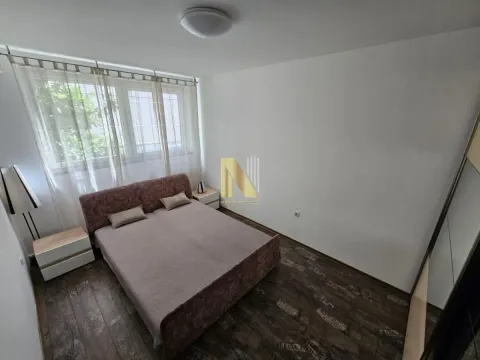 Izdavanje, dvosoban stan, 60m², Centar, Novi Sad - image 29