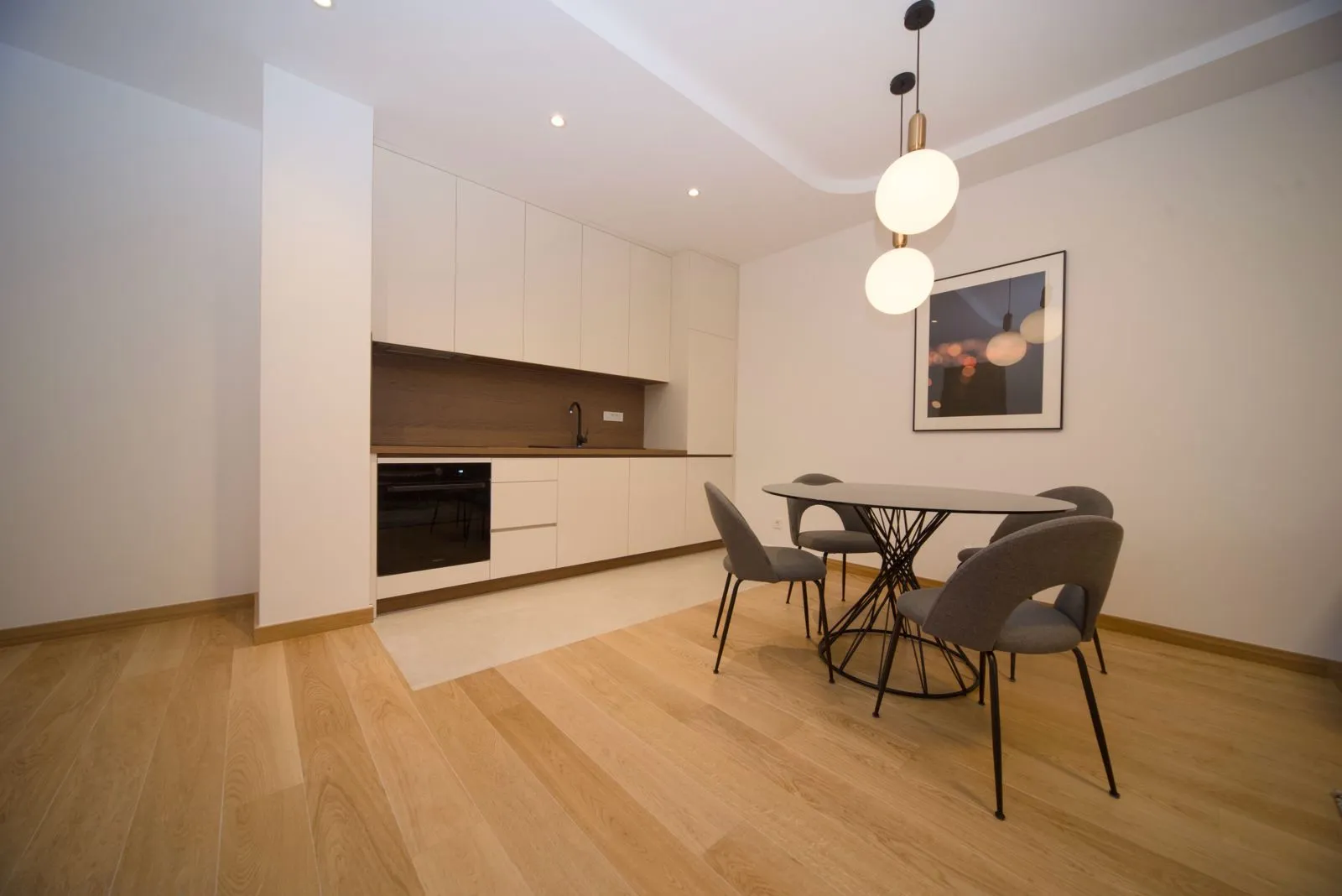 Rent, two bedroom apartment, 80m², City Kvart, Podgorica