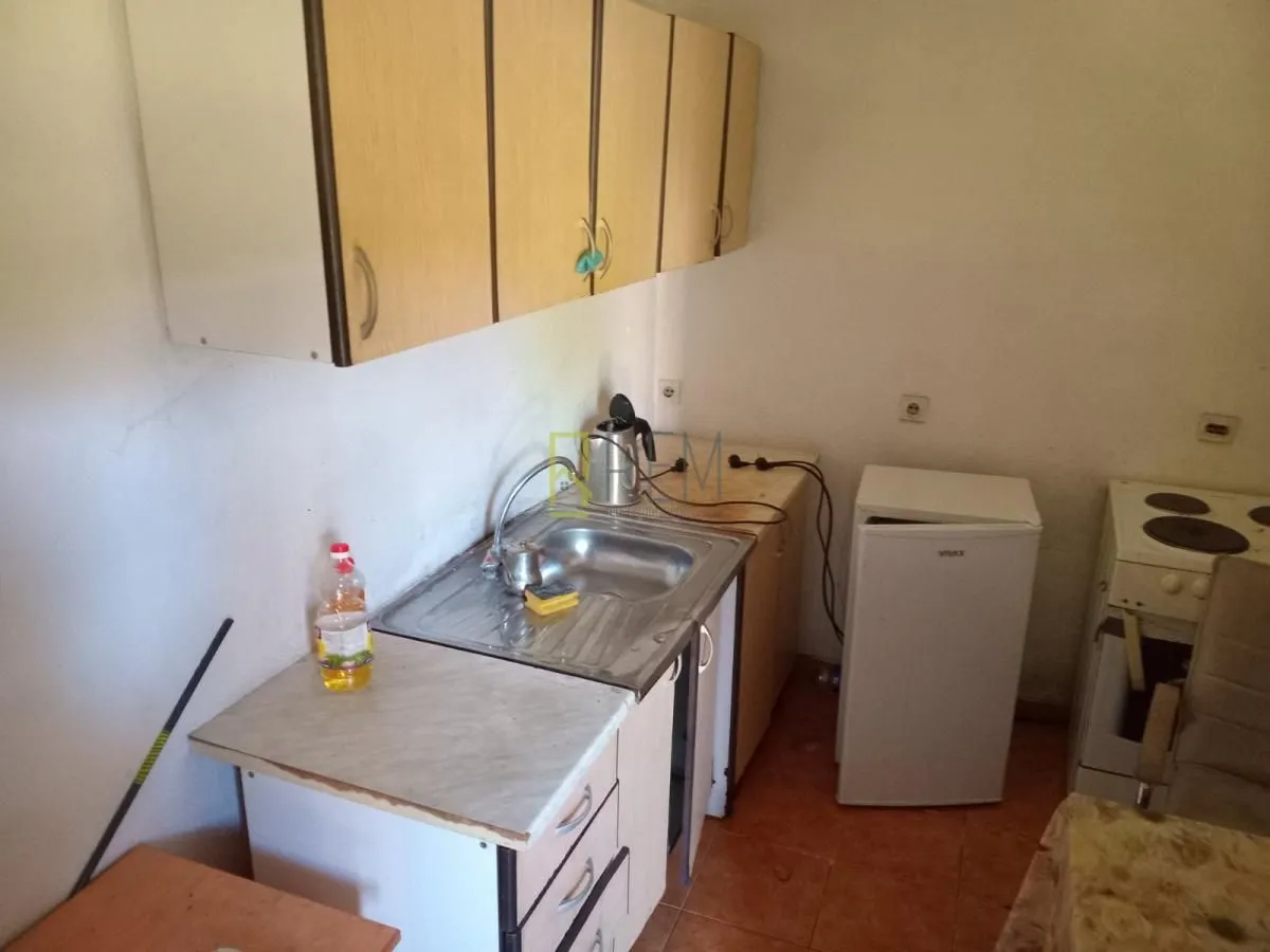 Prodaja, kuća, 232m², Tološi, Podgorica