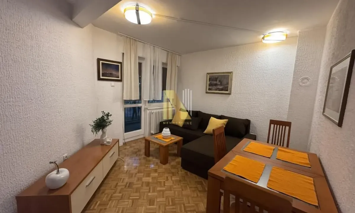 Izdavanje, jednosoban stan, 43m², Novo naselje, Novi Sad