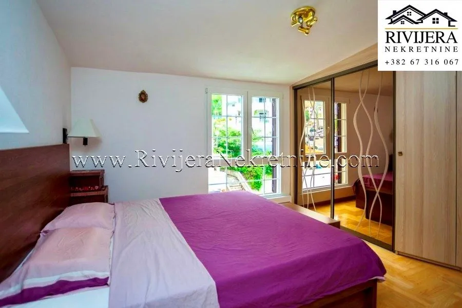 Prodaja, trosoban stan, 220m², Dobrota, Kotor