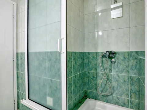 Izdavanje, jednosoban stan, 44m², Petrovac, Budva - image 16