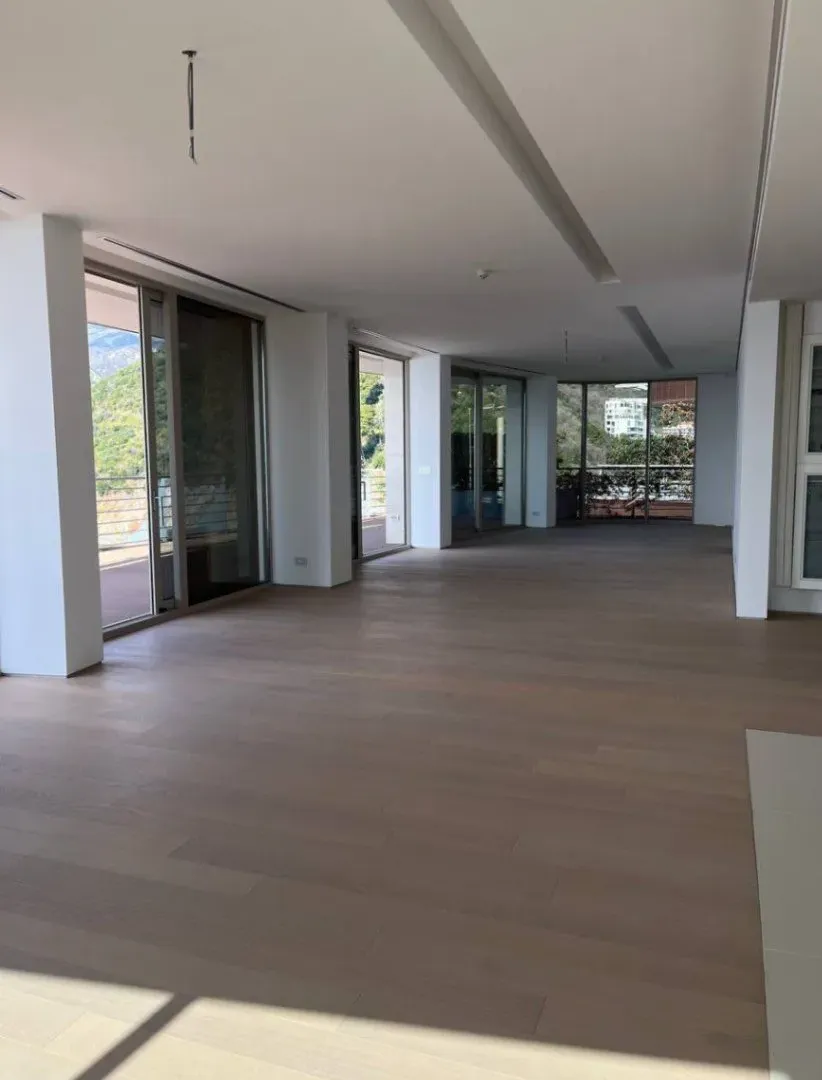 Prodaja, trosoban stan, 314m², Dukley Gardens, Budva