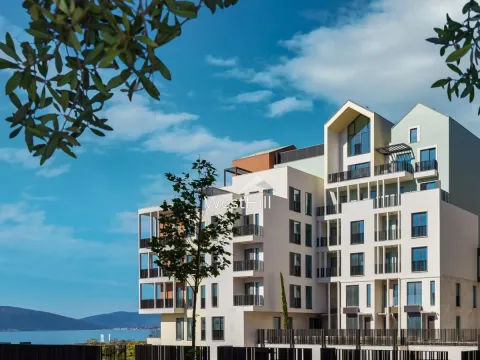 Sale, two bedroom apartment, 91m², Porto Montenegro, Tivat - image 1