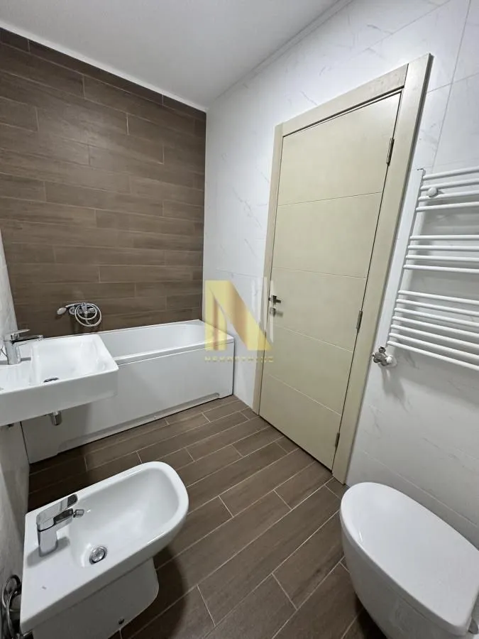 Rent, office space, 99m², Bulevar Oslobodjenja, Novi Sad Sve Podlokacije