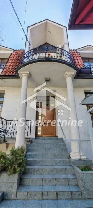 Izdavanje, kuća, 500m², Profesorska Kolonija, Palilula Sve Podlokacije