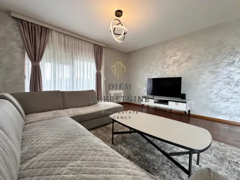 Rent, two bedroom apartment, 85m², Master Kvart, Podgorica - image 3