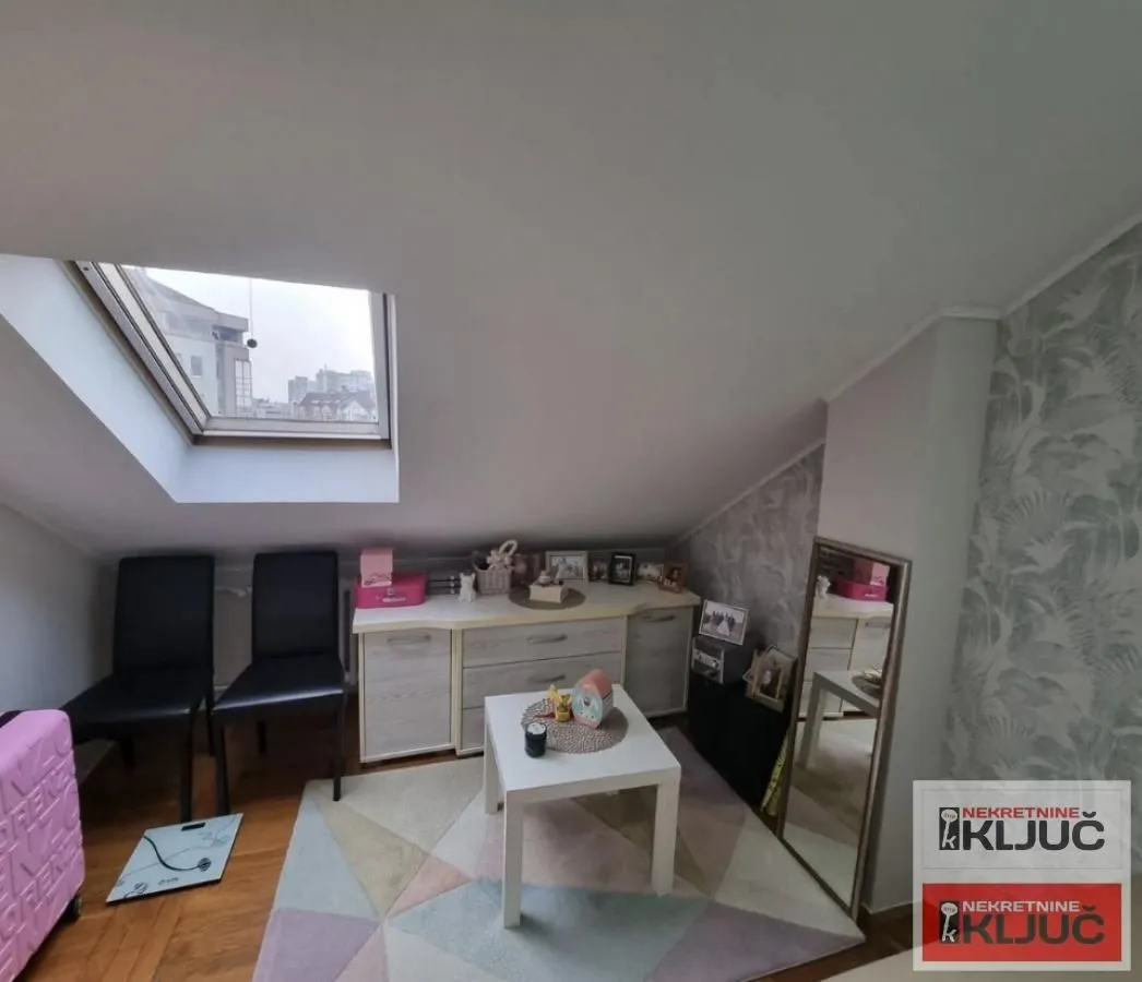 Prodaja, dvosoban stan, 59m², Salajka, Novi Sad Sve Podlokacije