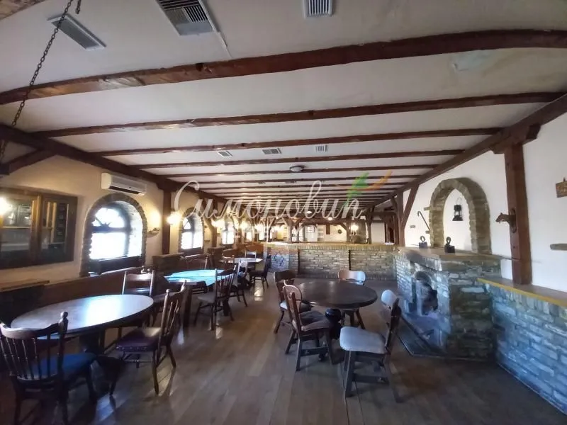 Izdavanje, ugostiteljski objekat, 1094m², Horgoš, Kanjiža