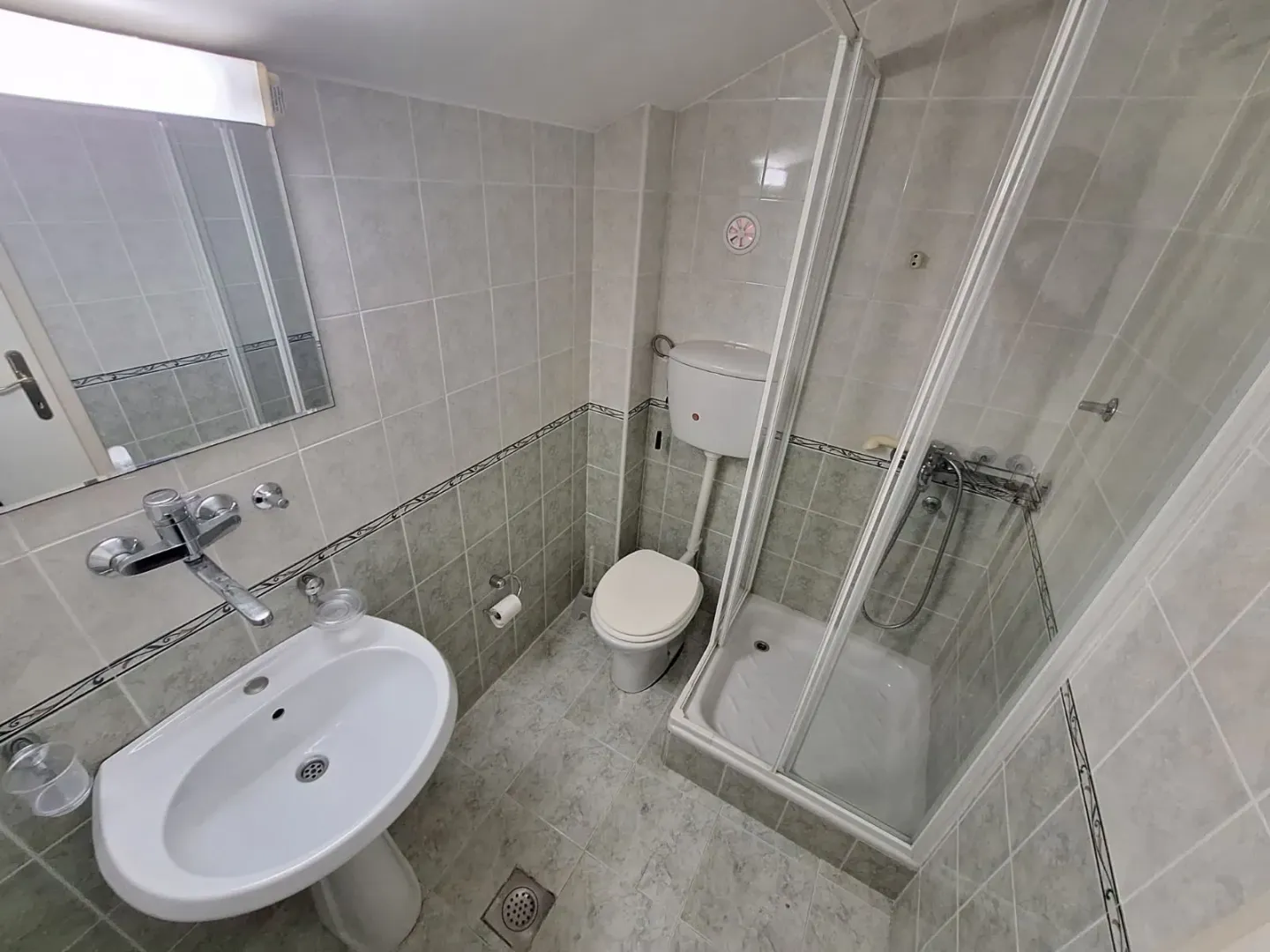 Rent, three bedroom apartment, 81m², Centar, Budva