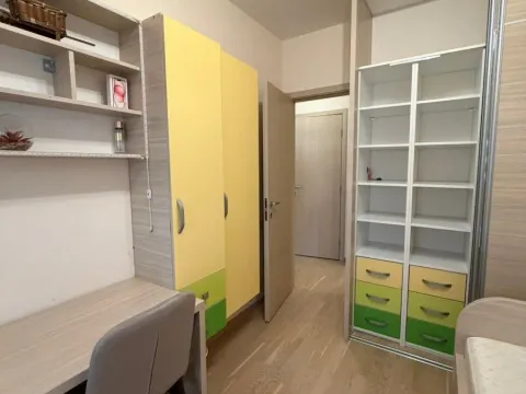 Rent, two bedroom apartment, 72m², City Kvart, Podgorica - image 9