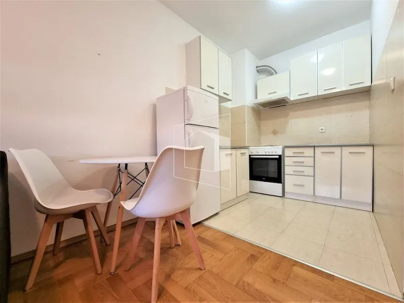 Rent, one bedroom apartment, 39m², Stari Aerodrom, Podgorica