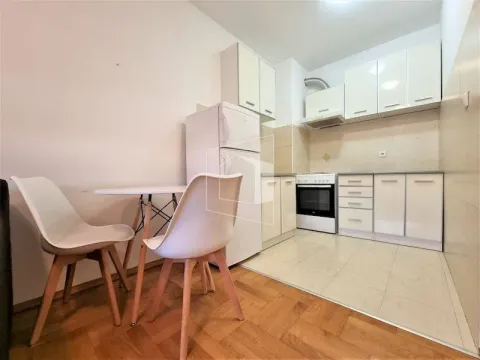 Rent, one bedroom apartment, 39m², Stari Aerodrom, Podgorica - image 3
