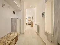 Sale, house, 200m², Budva, Crna Gora - image 10