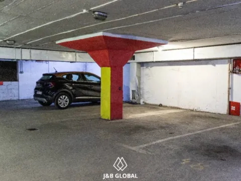 Sale, three bedroom apartment, 120m², Blok 7, Podgorica - image 12