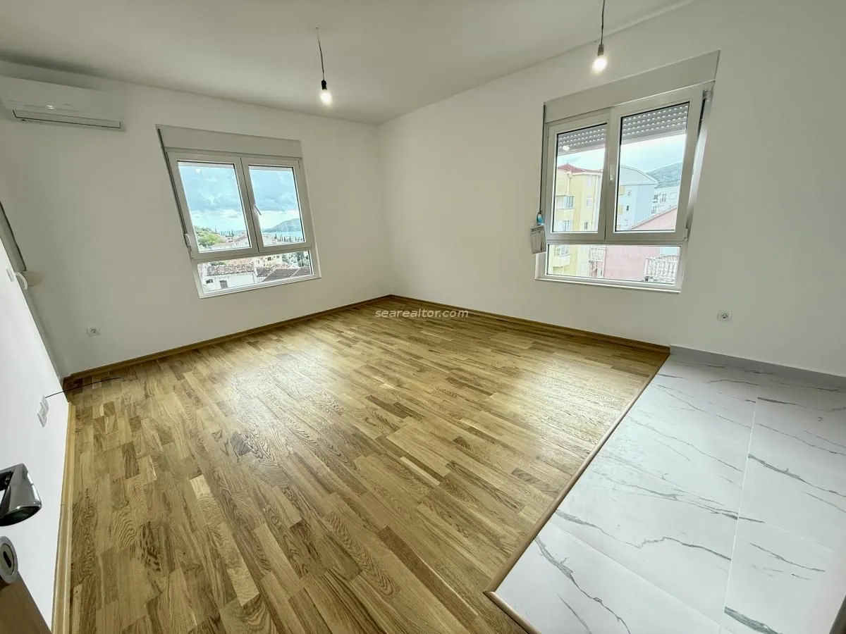 Sale, one bedroom apartment, 43m², Podkošljun, Budva