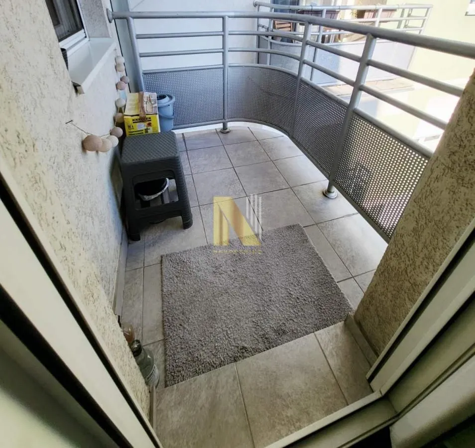 Prodaja, jednosoban stan, 37m², Salajka, Novi Sad Sve Podlokacije