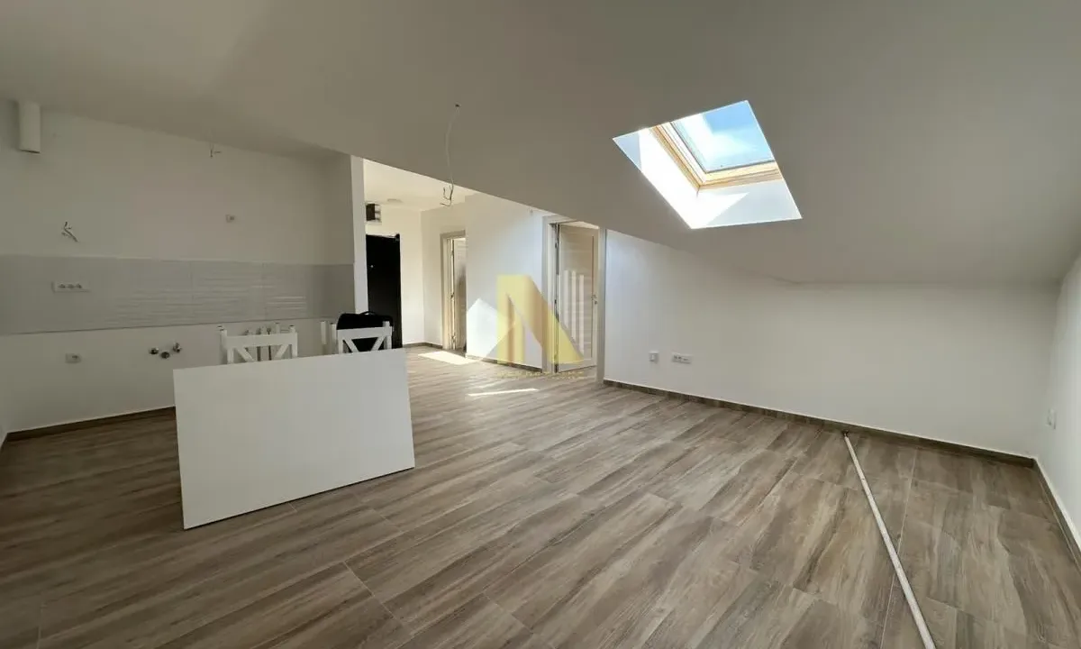 Sale, two bedroom apartment, 55m², Centar, Inđija