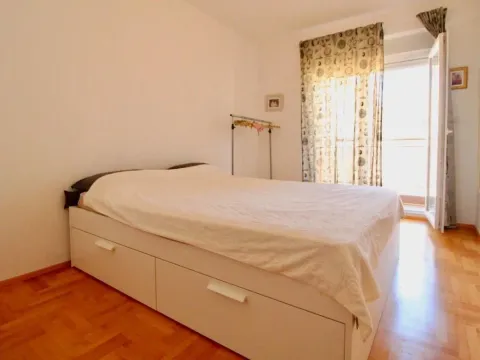 Rent, one bedroom apartment, 45m², Rozino, Budva - image 5