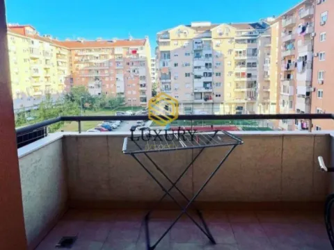 Izdavanje, jednosoban stan, 64m², Stari Aerodrom, Podgorica - image 11