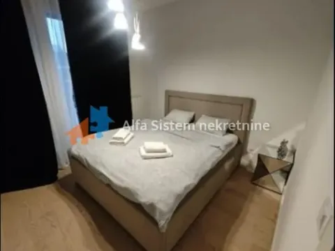 Rent, three bedroom apartment, 90m², Savski Venac, Beograd - image 12