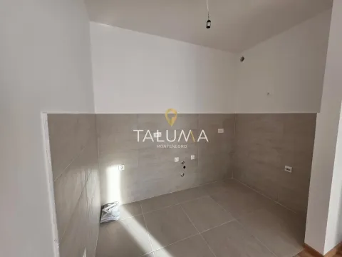 Prodaja, jednosoban stan, 45m², Pobrežje, Podgorica - image 7