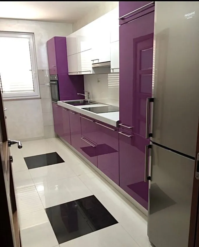 Izdavanje, kuća, 200m², Stari Aerodrom, Podgorica