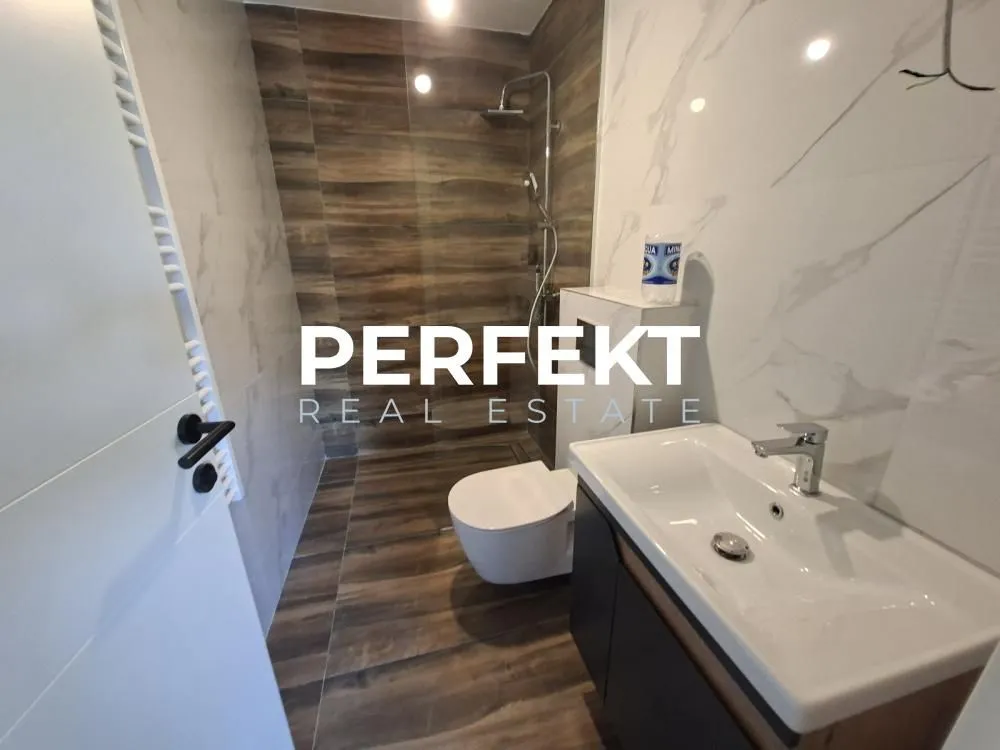 Prodaja, trosoban stan, 65m², Pančevo, Srbija