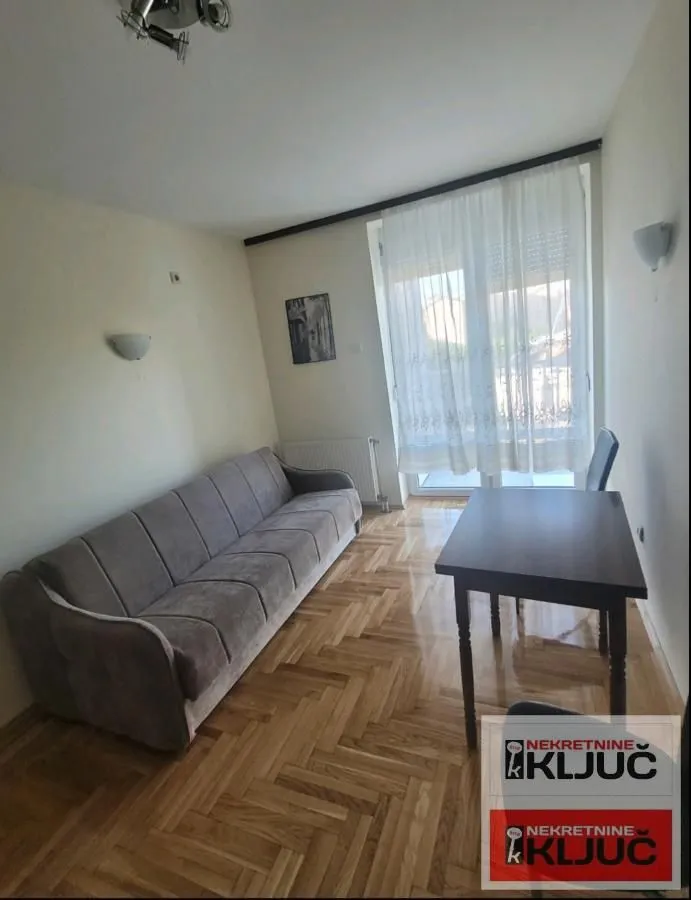 Izdavanje, garsonjera, 25m², Nova Detelinara, Novi Sad Sve Podlokacije