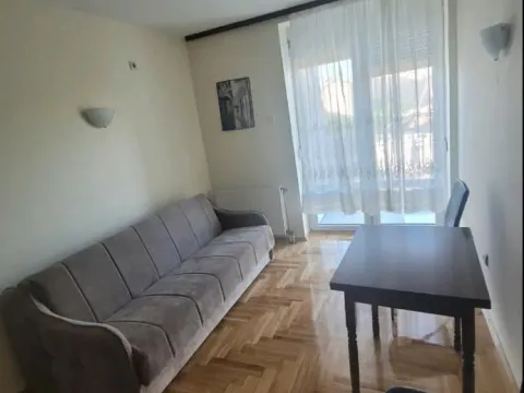 Stan in Nova Detelinara