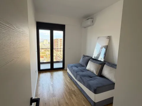 Izdavanje, dvosoban stan, 66m², Stari Aerodrom, Podgorica - image 9