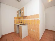 Izdavanje, poslovni prostor, 1000m², Centar, Podgorica - image 23