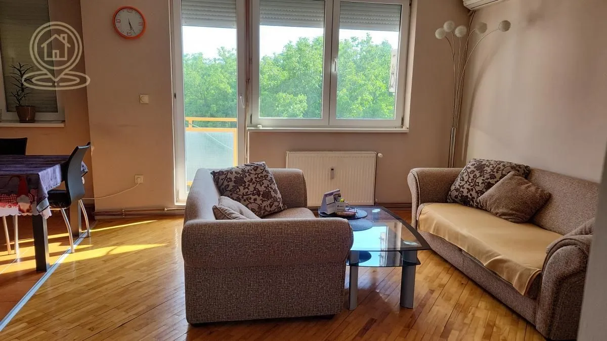 Sale, four bedroom apartment, 95m², Medijana, Niš