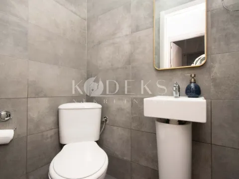 Izdavanje, trosoban stan, 72m², Ljubović, Podgorica - image 12