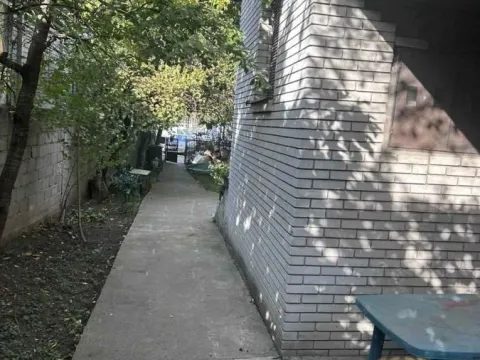 Rent, house, 200m², Medaković Sve Podlokacije, Beograd - image 2