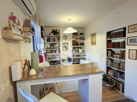 Prodaja, kuća, 208m², Voždovac Sve Podlokacije, Beograd - image 10