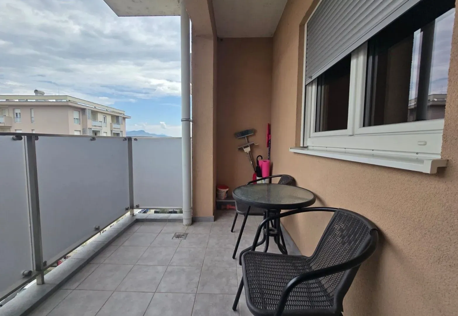 Izdavanje, jednosoban stan, 48m², City Kvart, Podgorica
