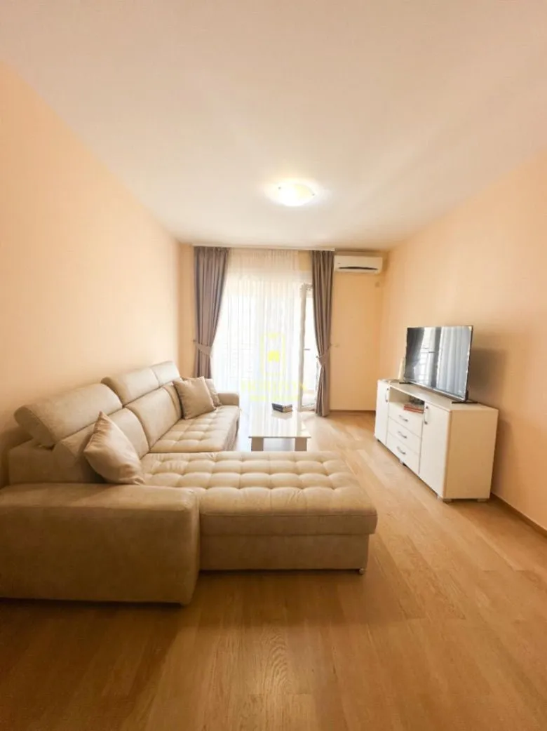 Sale, one bedroom apartment, 45m², Blok 6, Podgorica
