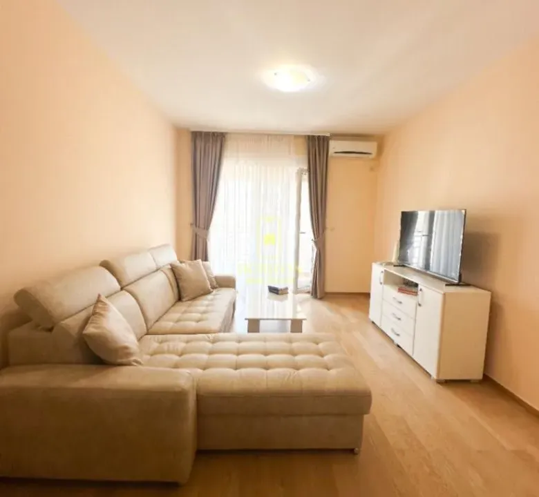 Sale, one bedroom apartment, 45m², Blok 6, Podgorica