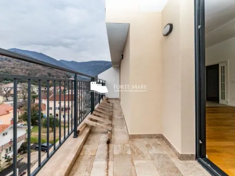 Sale, three bedroom apartment, 107m², Bijela, Herceg Novi - image 8