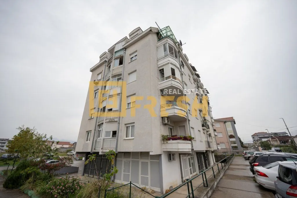 Izdavanje, poslovni prostor, 14m², Stari Aerodrom, Podgorica