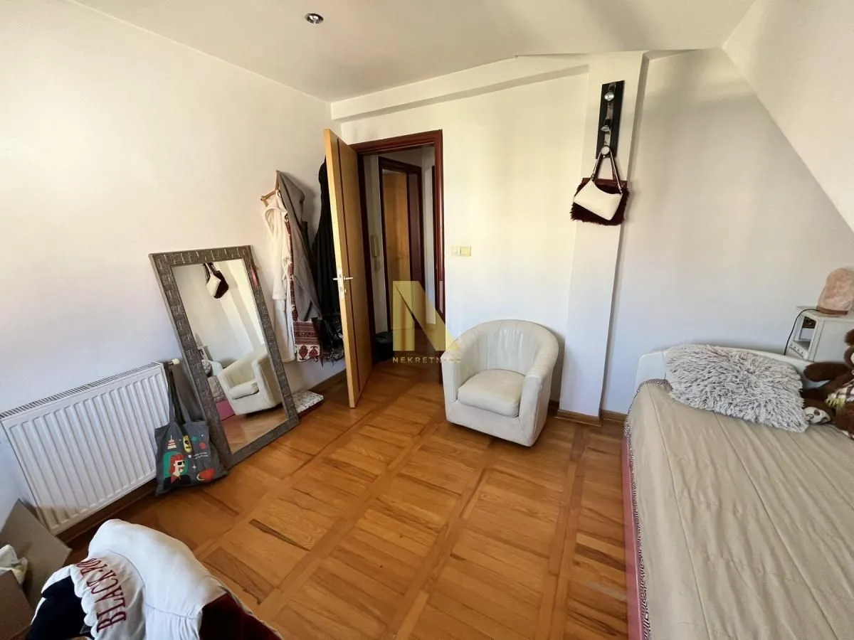 Prodaja, stan, 120m², Nova Detelinara, Novi Sad Sve Podlokacije