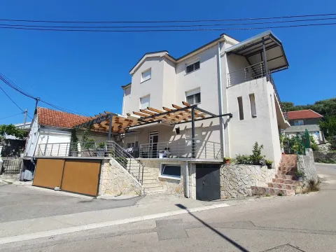 Rent, studio apartment, 26m², Malo Brdo, Podgorica - image 13