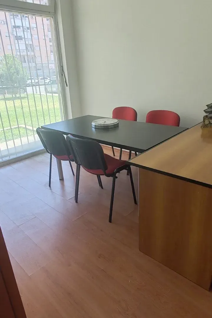 Rent, office space, 28m², Stari Aerodrom, Podgorica