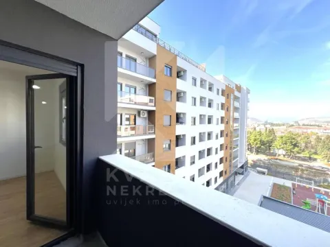 Rent, one bedroom apartment, 40m², Stari Aerodrom, Podgorica - image 10