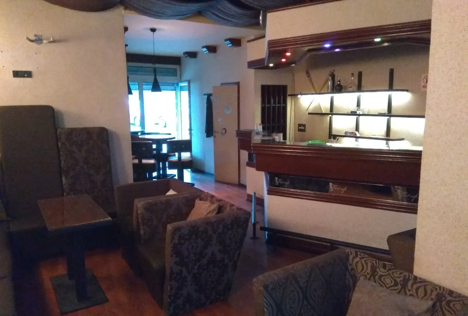 Izdavanje, poslovni prostor, 45m², Preko Morače, Podgorica